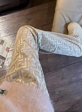 金丝绒高级感阔腿休闲裤