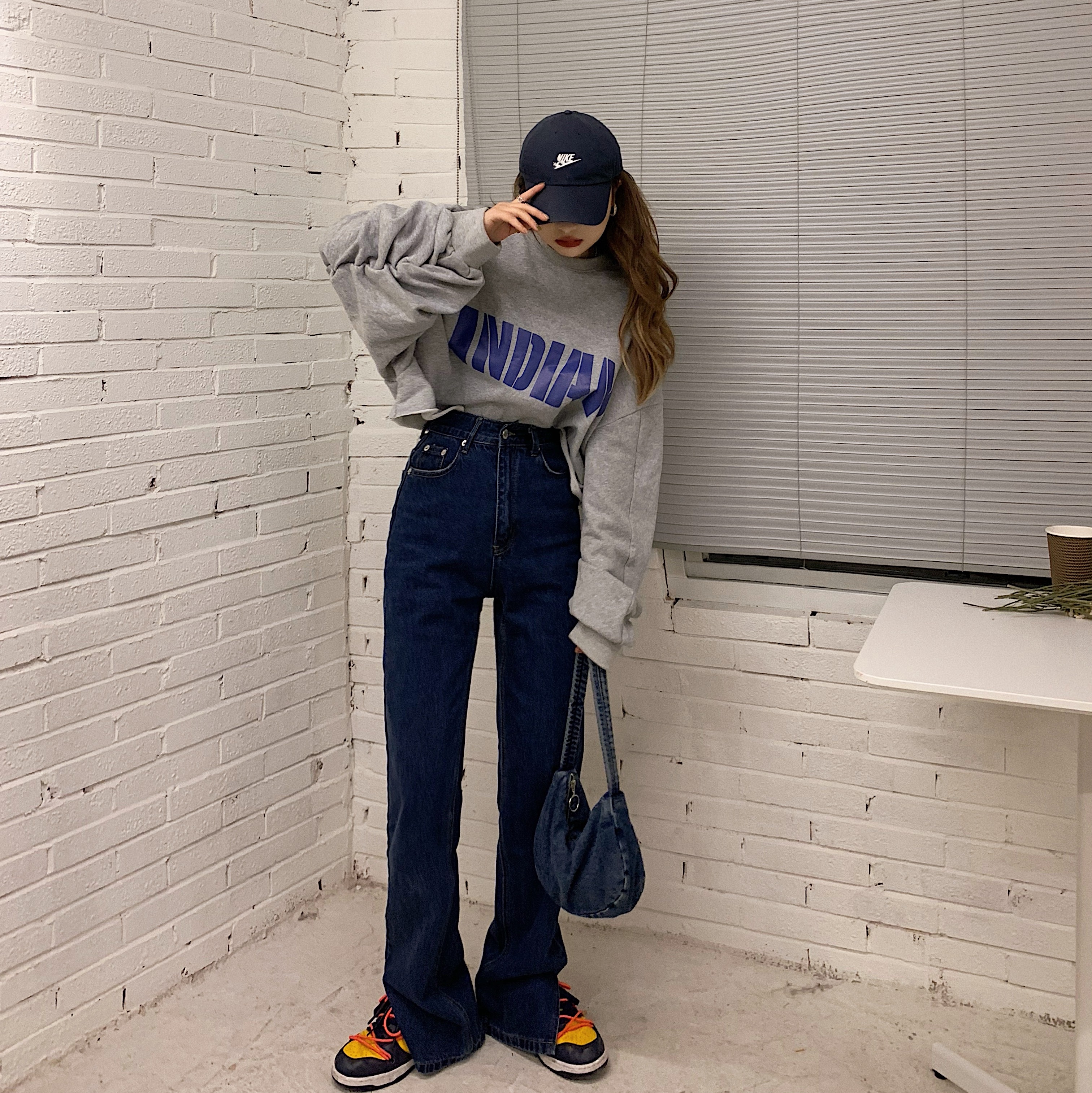 Real price shot short crew neck letter Pullover Sweater floor opening jeans loose casual pants