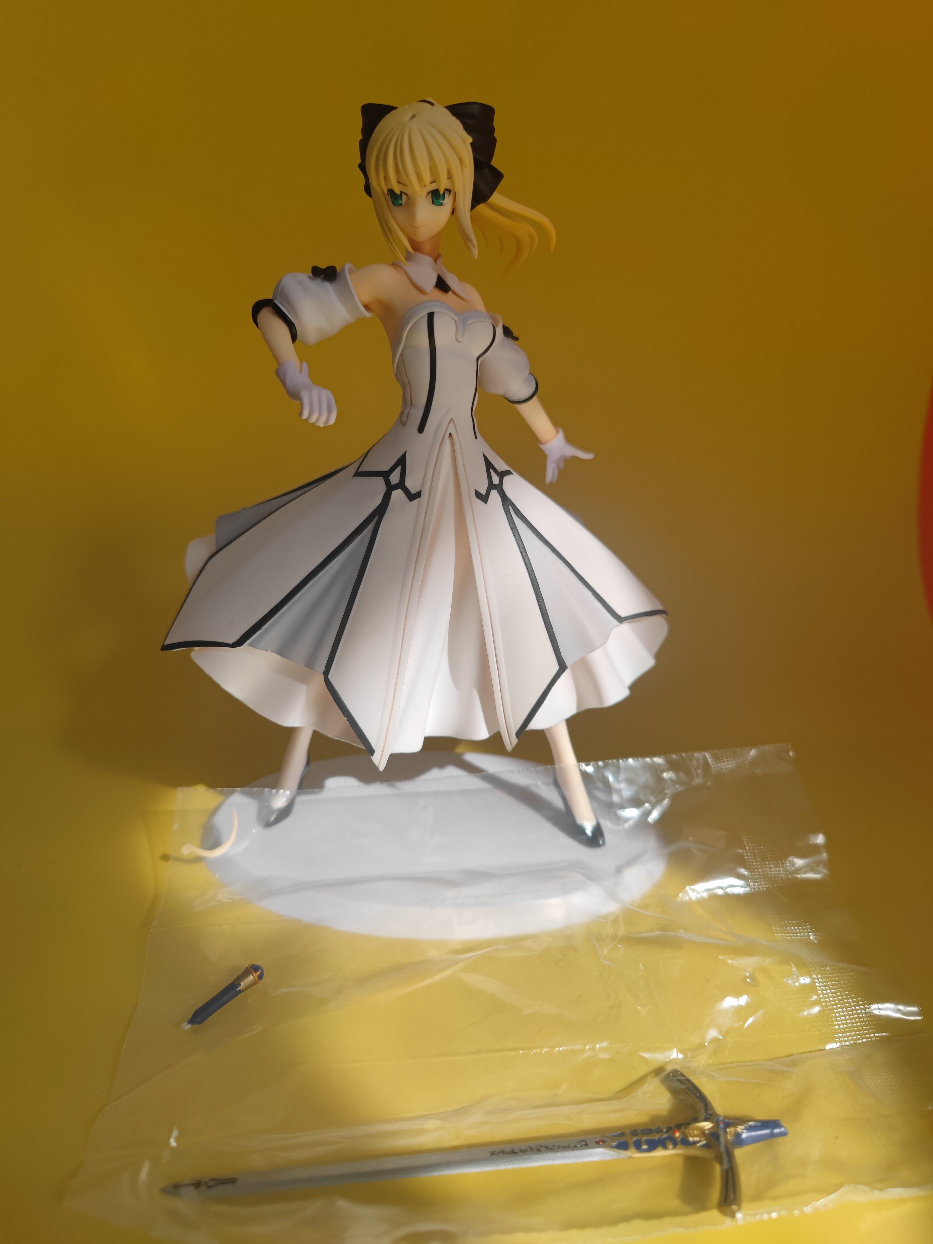 正品 配件未拆 fate fgo saber lily 阿尔托莉雅 手办 眼镜厂