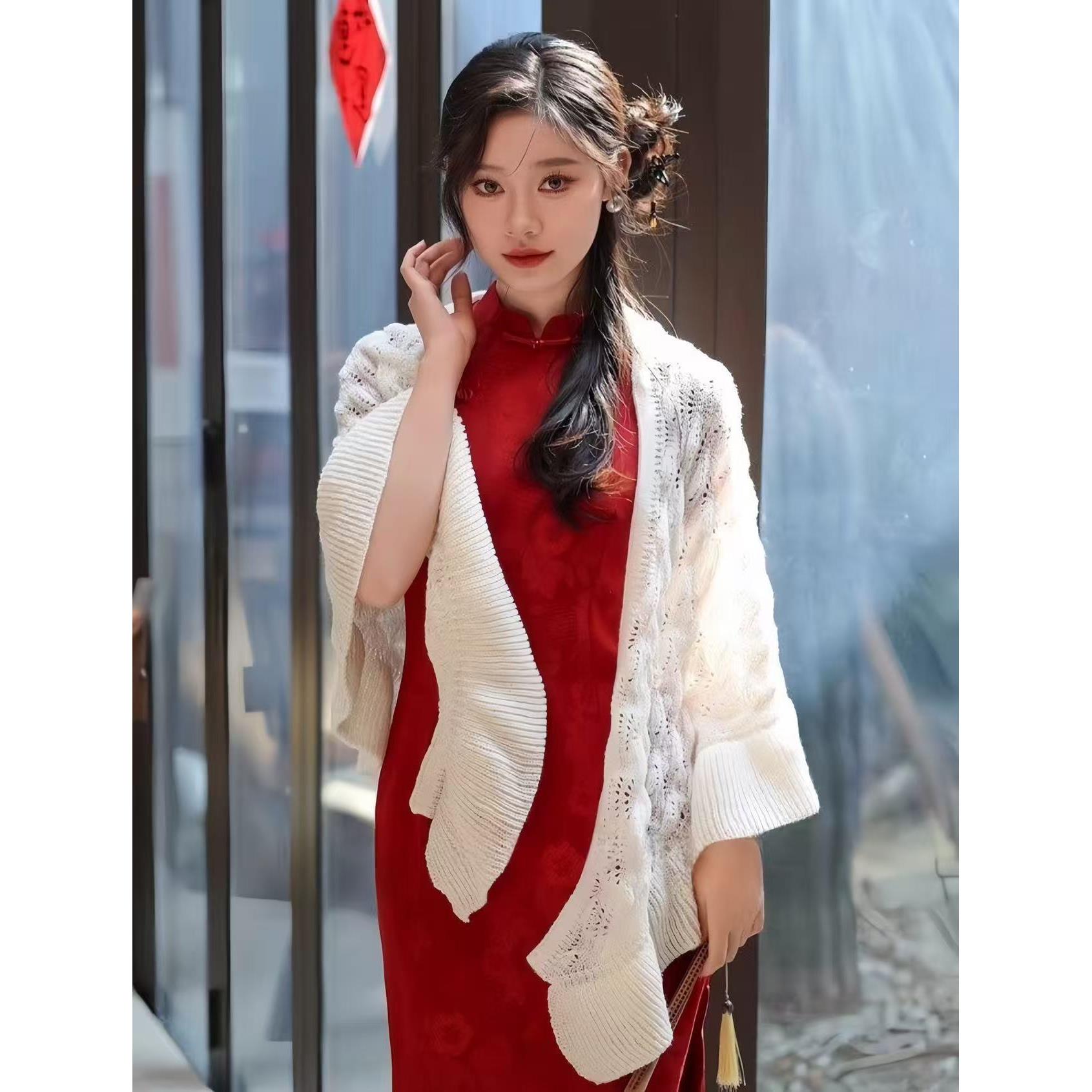 春秋米白色复古国风旗袍披肩女外搭配礼服结婚婚礼订婚小开衫披巾