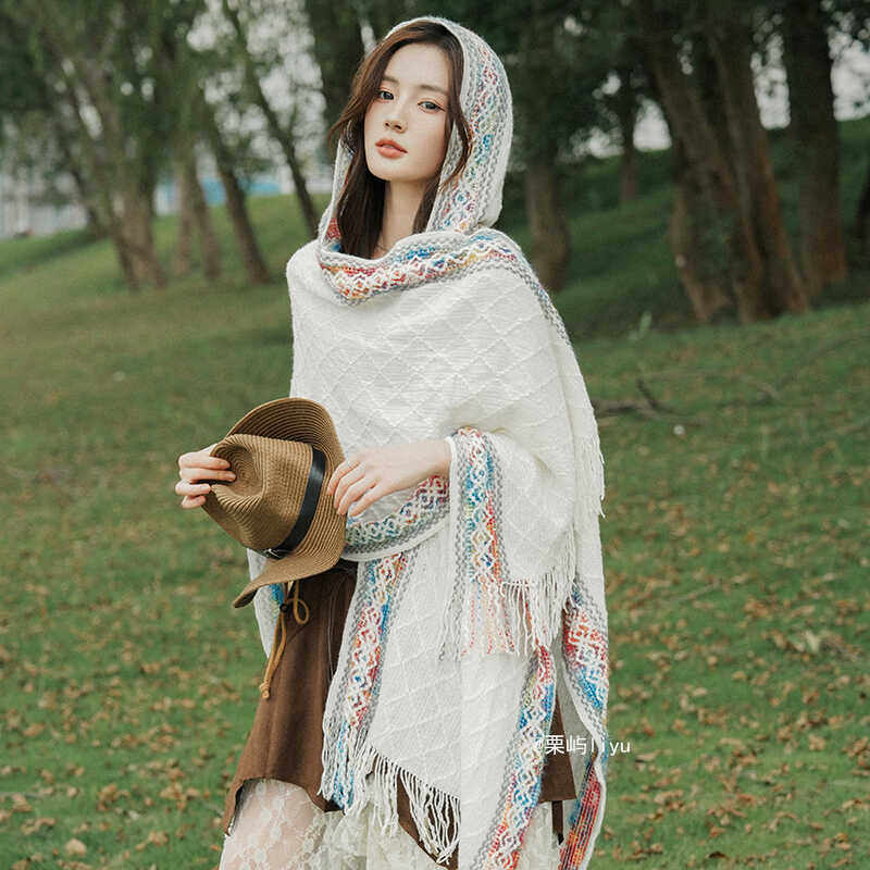 连帽披肩栗屿保暖流苏民族风女秋