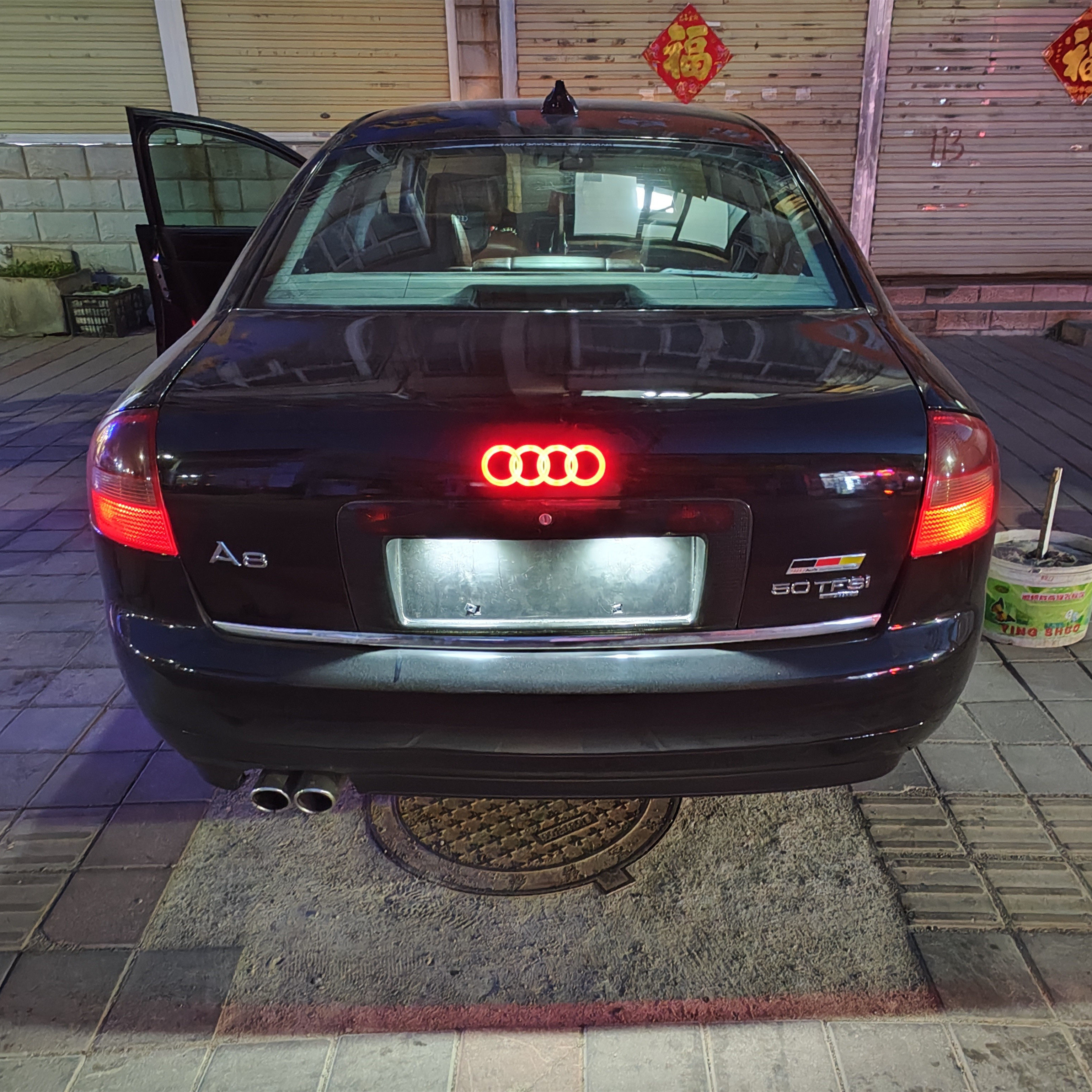 适用4D奥迪中网Q5前标亮光A3后A5尾箱标志带灯车标灯发光改装led