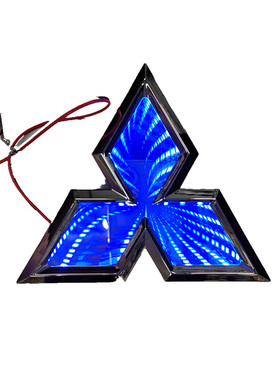 适用于三菱标志翼神菱帅蓝瑟戈兰欧蓝德发光车标灯led后尾标改装