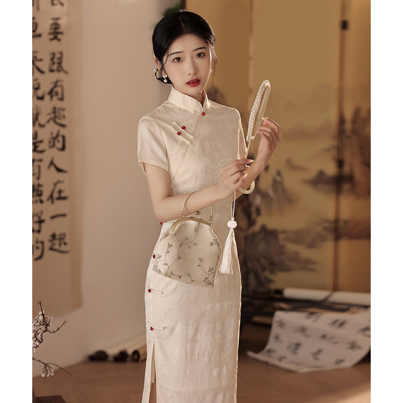 复古旗袍新款2025夏白色改良年轻款连衣裙少女日常新式国风高级感