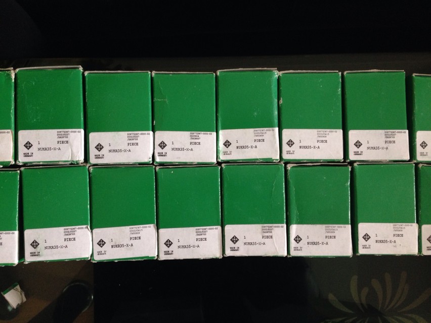 德国INA进口轴承 KR22B 螺栓型滚轮滚针轴承