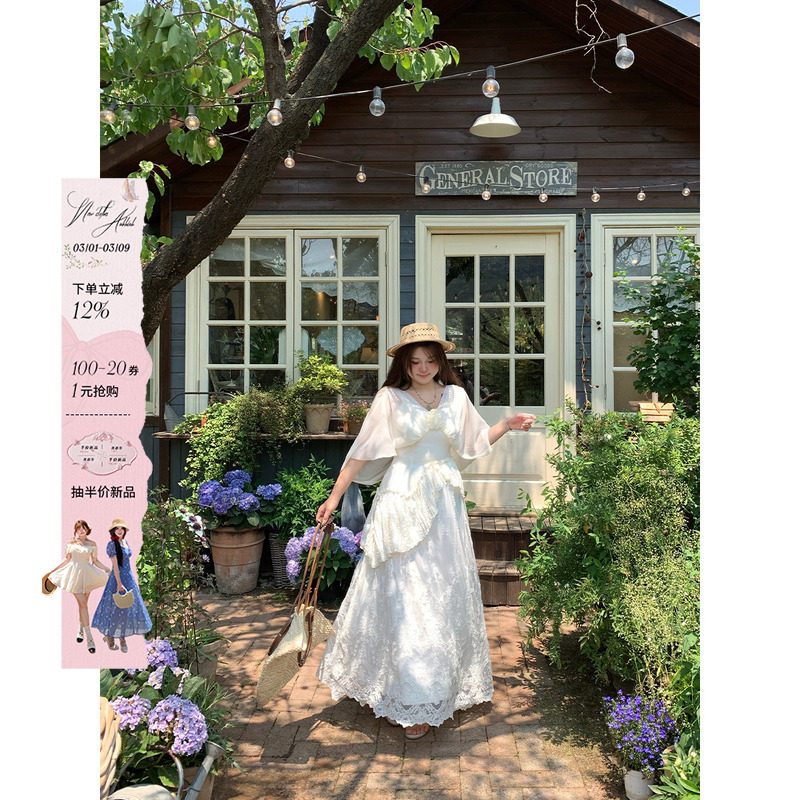 安妮不火 似水梨花浪漫重工蕾丝绣花仙裙女微胖大码设计感连衣裙