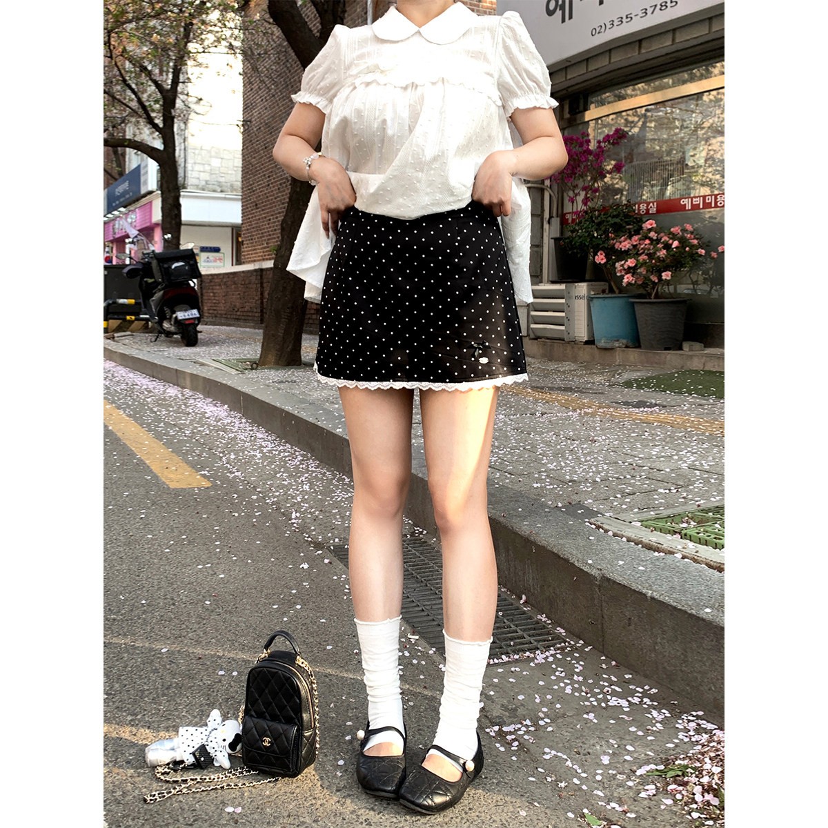 安妮不火 韩系缎面波点蕾丝花边拼接半身裙女微胖大码A字小短裙子图片