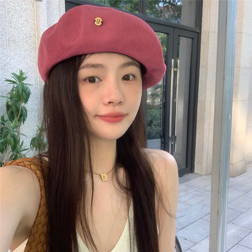 元气显脸小！透气可爱百搭贝雷帽