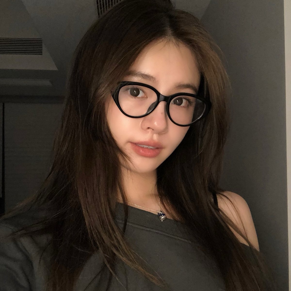 素颜好戴！复古猫眼黑框眼镜女高级感防蓝光大框平光镜方圆脸显瘦