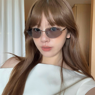 丁走走高级感时髦无框猫眼墨镜女2026新款辣妹凹造型遮阳太阳眼镜