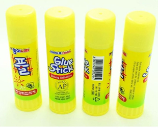 南韩固体胶 原装进口南韩胶棒 固体胶棒 办公胶棒 35g 粘性强
