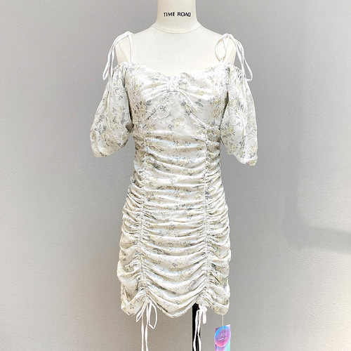 抽绳碎花荷叶袖连衣裙女夏季