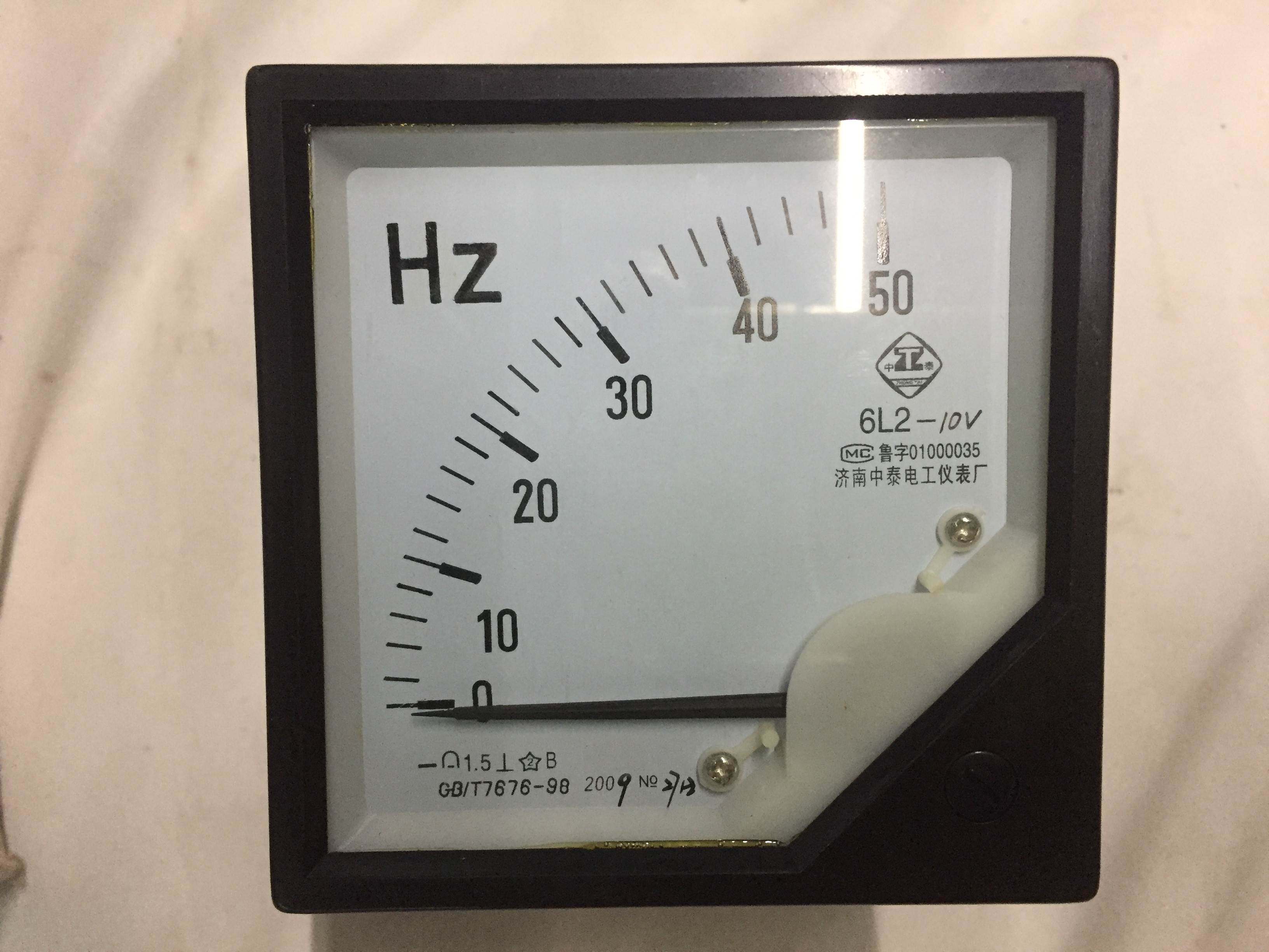 济南中泰电工仪表 电流电压表 6l2 优势现货 欢迎询价