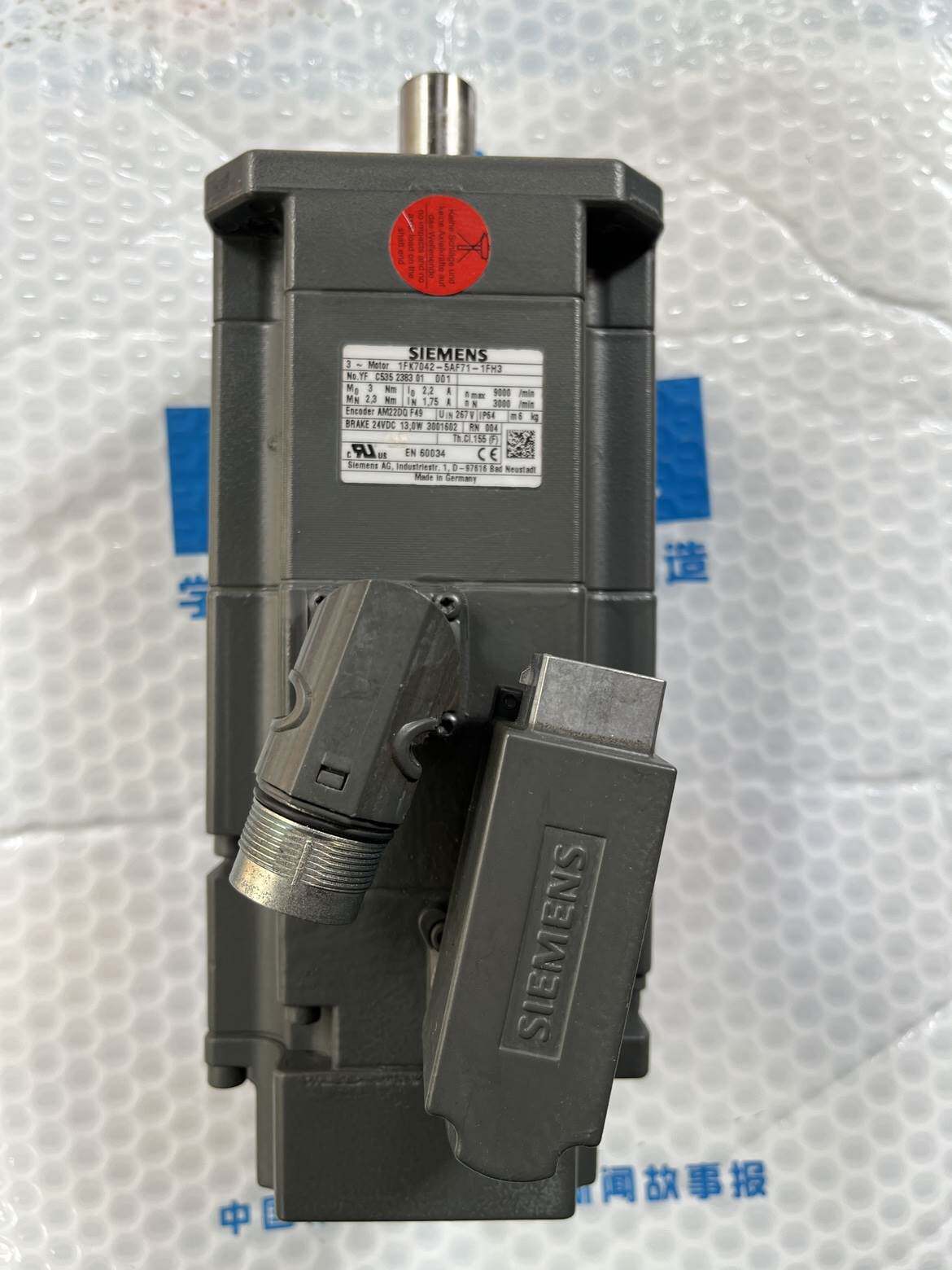 西门子 1fk7042-5af71-1fh3 c535 2383 实物图 议价