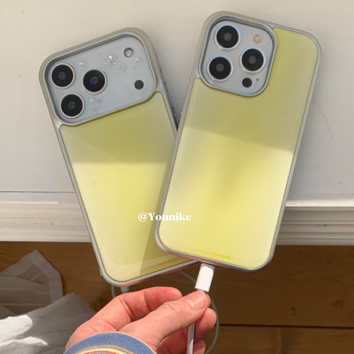 韩系ins秋冬亮色系简约手机壳