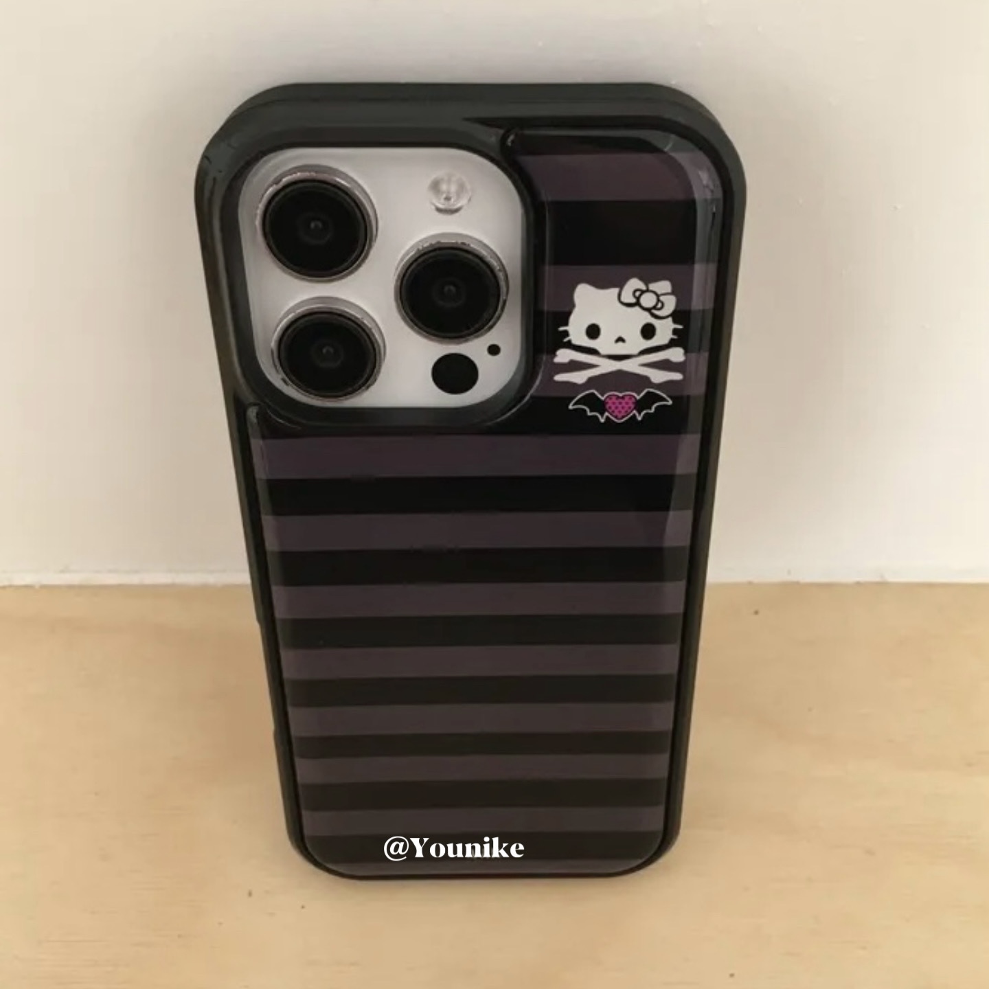 古早味~复古条纹恶魔kitty滴胶黑边韩系ins风甜酷适用iphone16pro/15promax苹果16/13/14/15手机壳保护套防摔