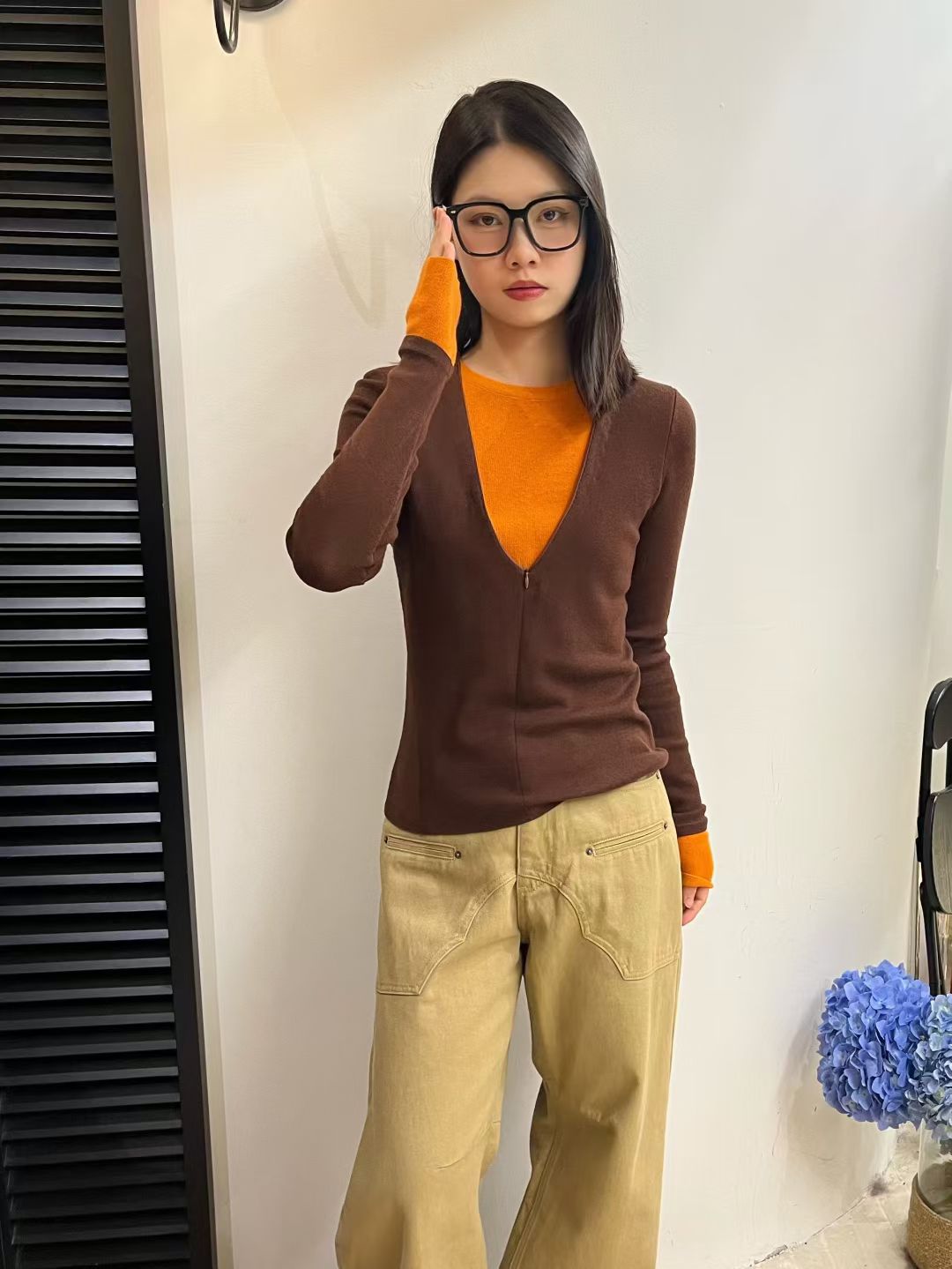 十三行高货V领假两件针织衫2025秋冬新款时尚百搭显瘦长袖上衣女