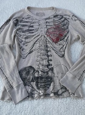 In the early 21st century, retro pattern printed T-shirts