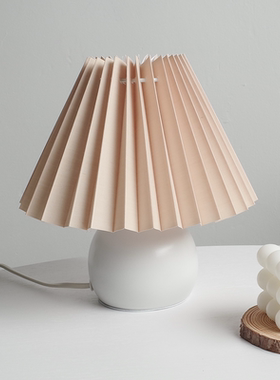 vintage复古风百褶藤艺床头台灯