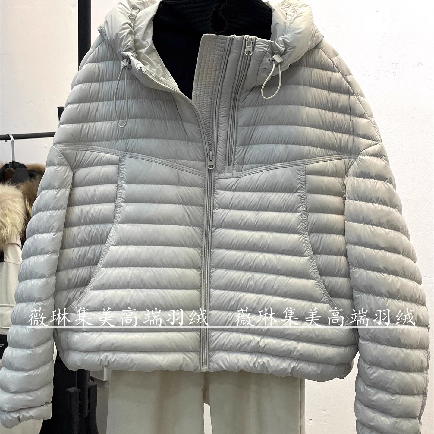 文艺轻薄羽绒服女25秋冬新款爆款