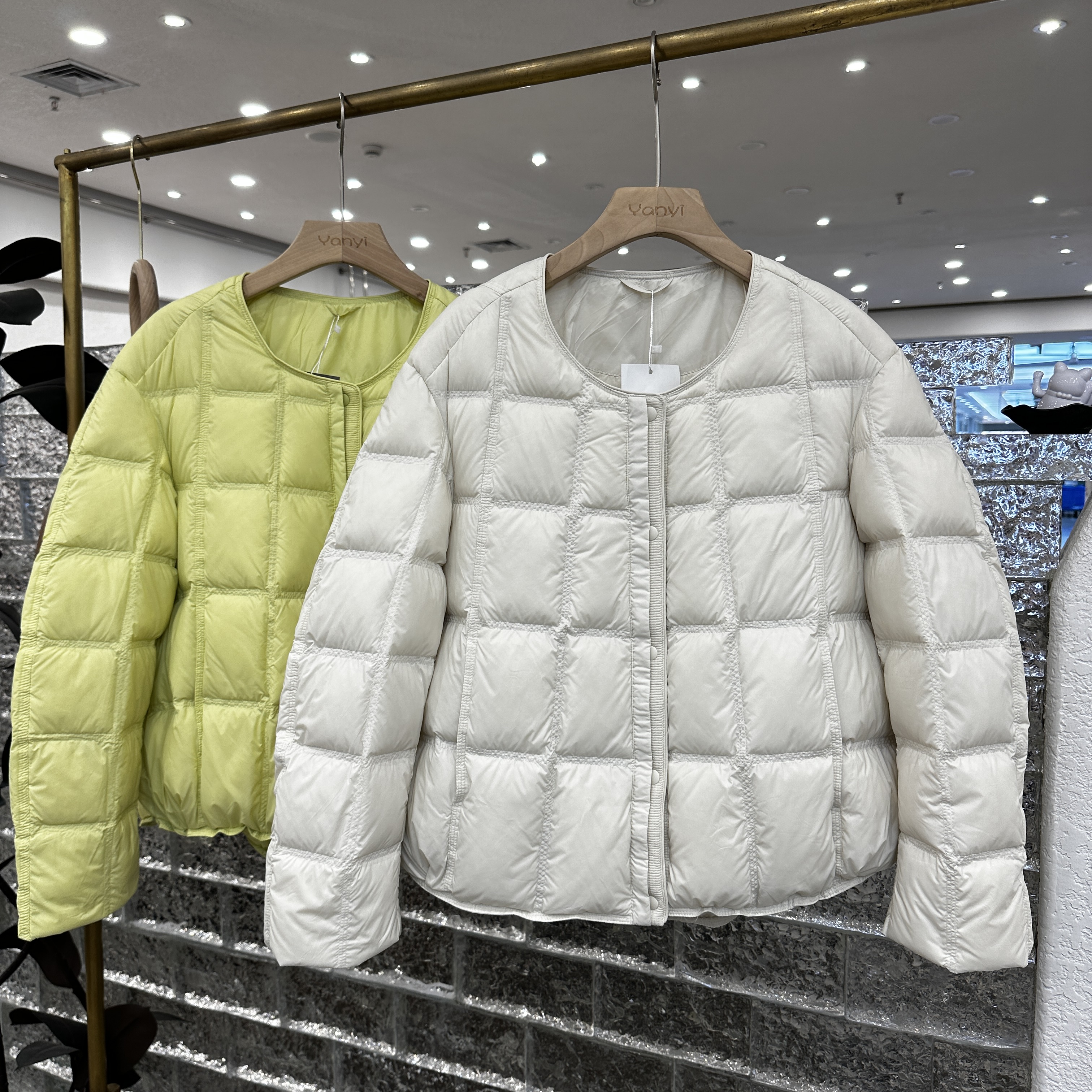 文艺原创圆领短款羽绒服