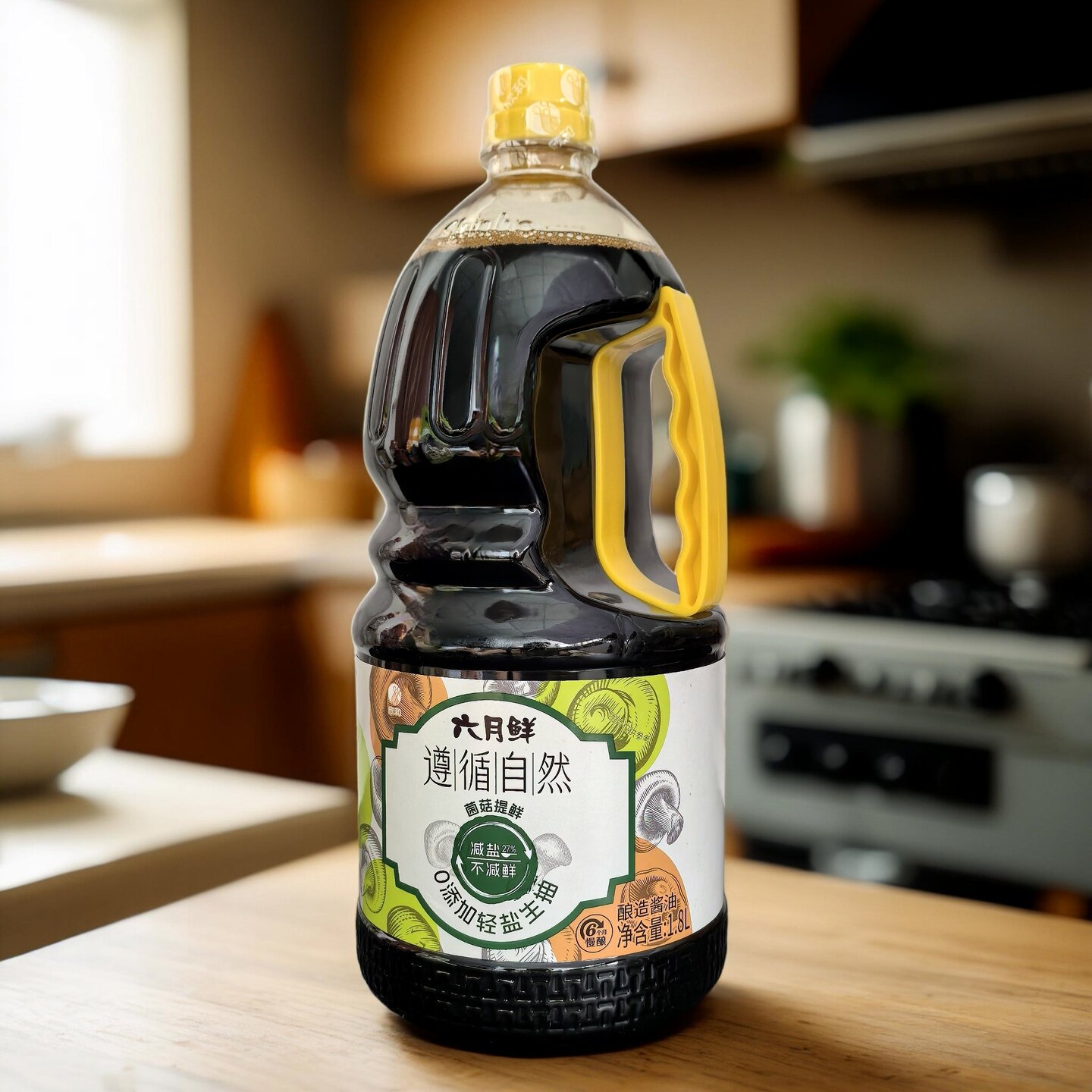 六月鲜零添加轻盐生抽1.8L