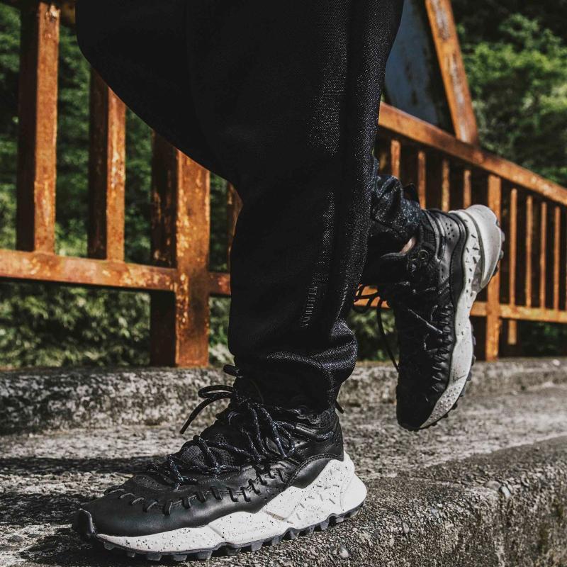 日本代购山雾花野Flower MOUNTAIN MOHICAN BLACK牛皮休闲运动鞋