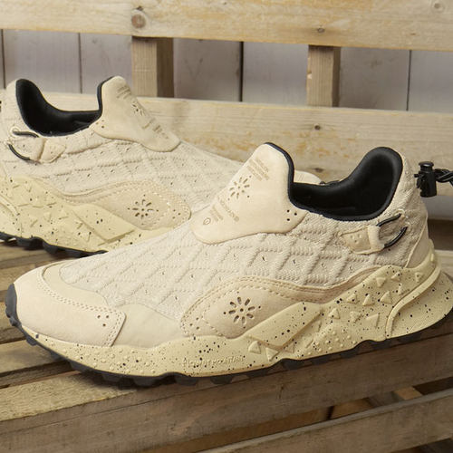 日本代购Flower MOUNTAIN HONEY COMB网眼Beige-Diamond露营鞋26
