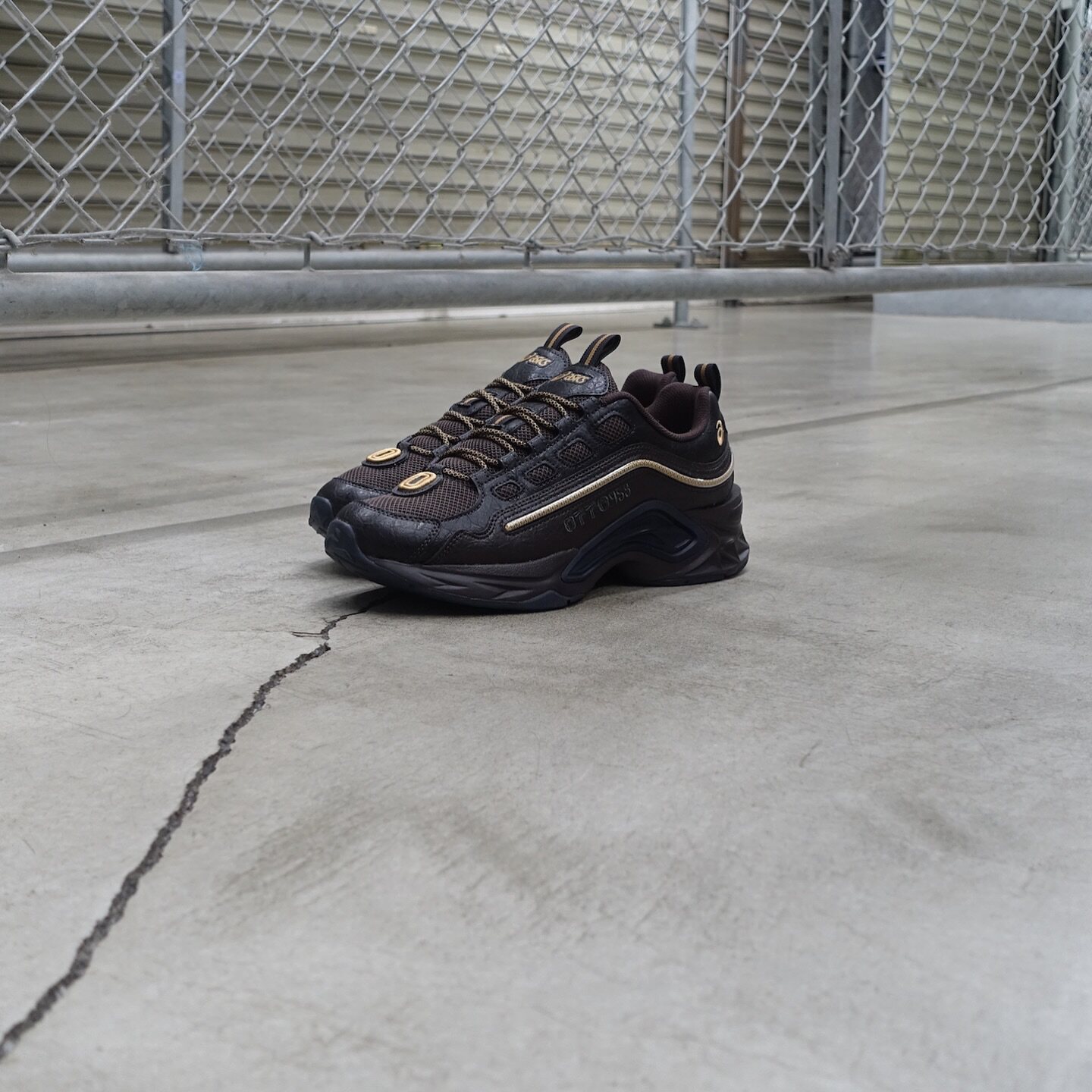 日本代购直邮ASICS SportStyle Kiko Kostadinov联名运动休闲鞋