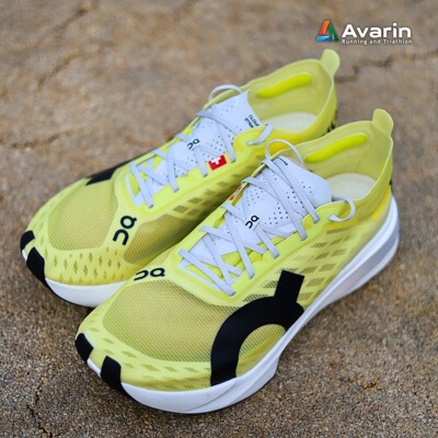 日本代购直邮On Cloudboom Strike竞速超轻跑鞋男女款透气