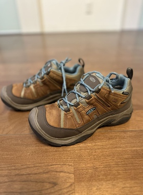 日本代购直邮KEEN CIRCADIA男女同款户外运动鞋防水防滑登山鞋