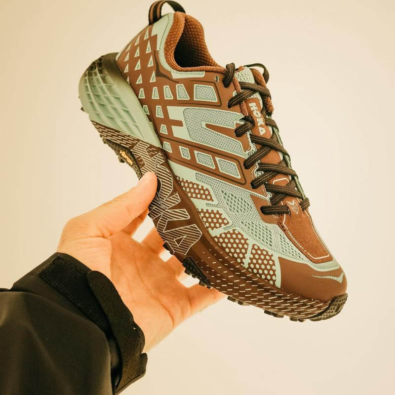 日本代购直邮HOKA SPEEDGOAT2羚羊2厚底舒适城复古越野跑鞋单色