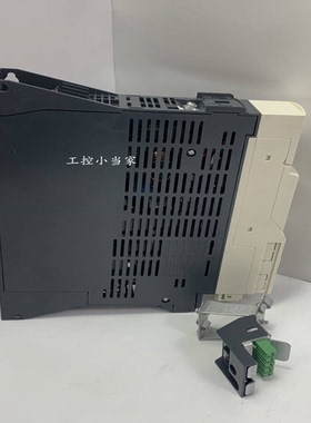 B&R 8I74S200037.010-1    控制器