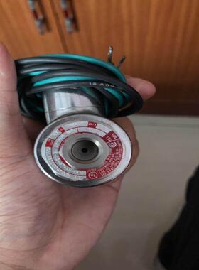 VERSA  E5SM-3201-23-H2-LB-ST-XX-D024 防爆电磁阀