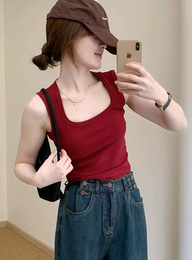 新年红色方领吊带背心女春秋夏季显瘦遮副乳无袖短款上衣辣妹外穿