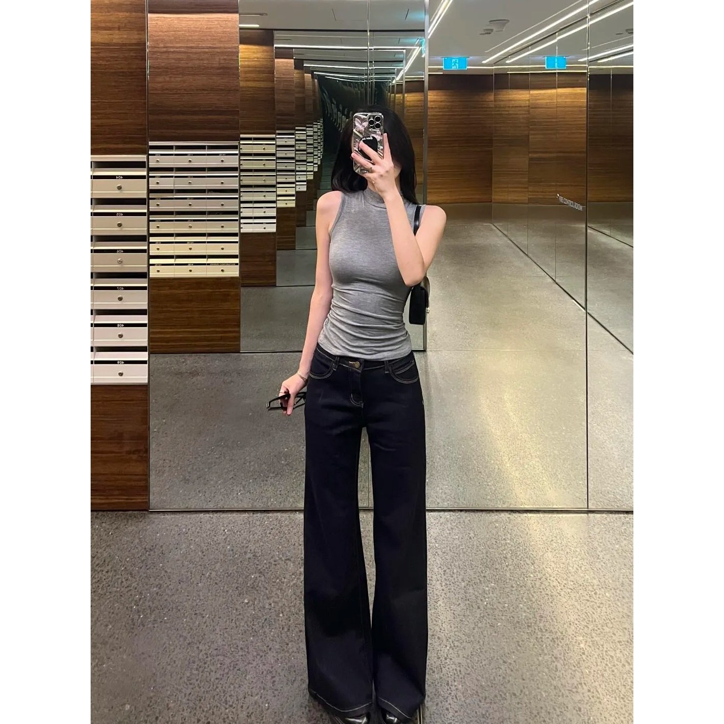 美式修身弹力打底衫无袖上衣女秋冬春季半高领内搭辣妹风显瘦背心,女装/女士精品,背心吊带,淘宝优惠券,粉丝福利购,淘宝优惠卷