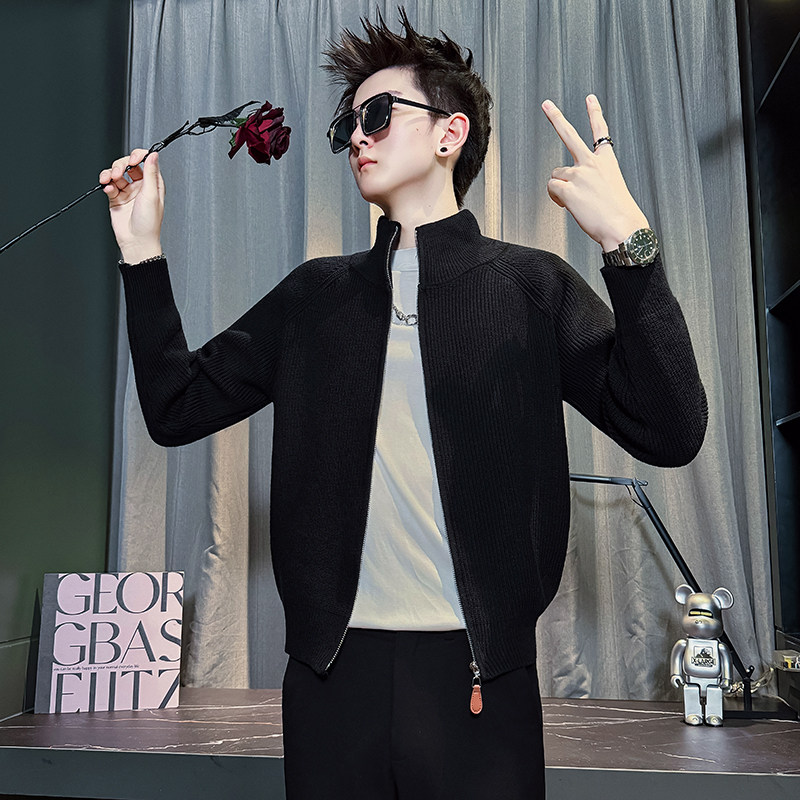 加小码纯色立领拉链毛衣开衫