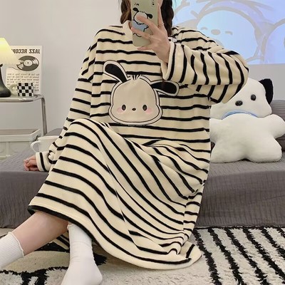 珊瑚绒秋冬季睡裙女加绒保暖甜美法兰绒可外穿孕妇连衣裙家居服