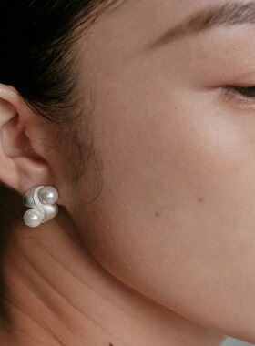 MOIAUSSI 橄榄珍珠耳钉 轻奢简约复古原创小众设计师S925银女耳饰