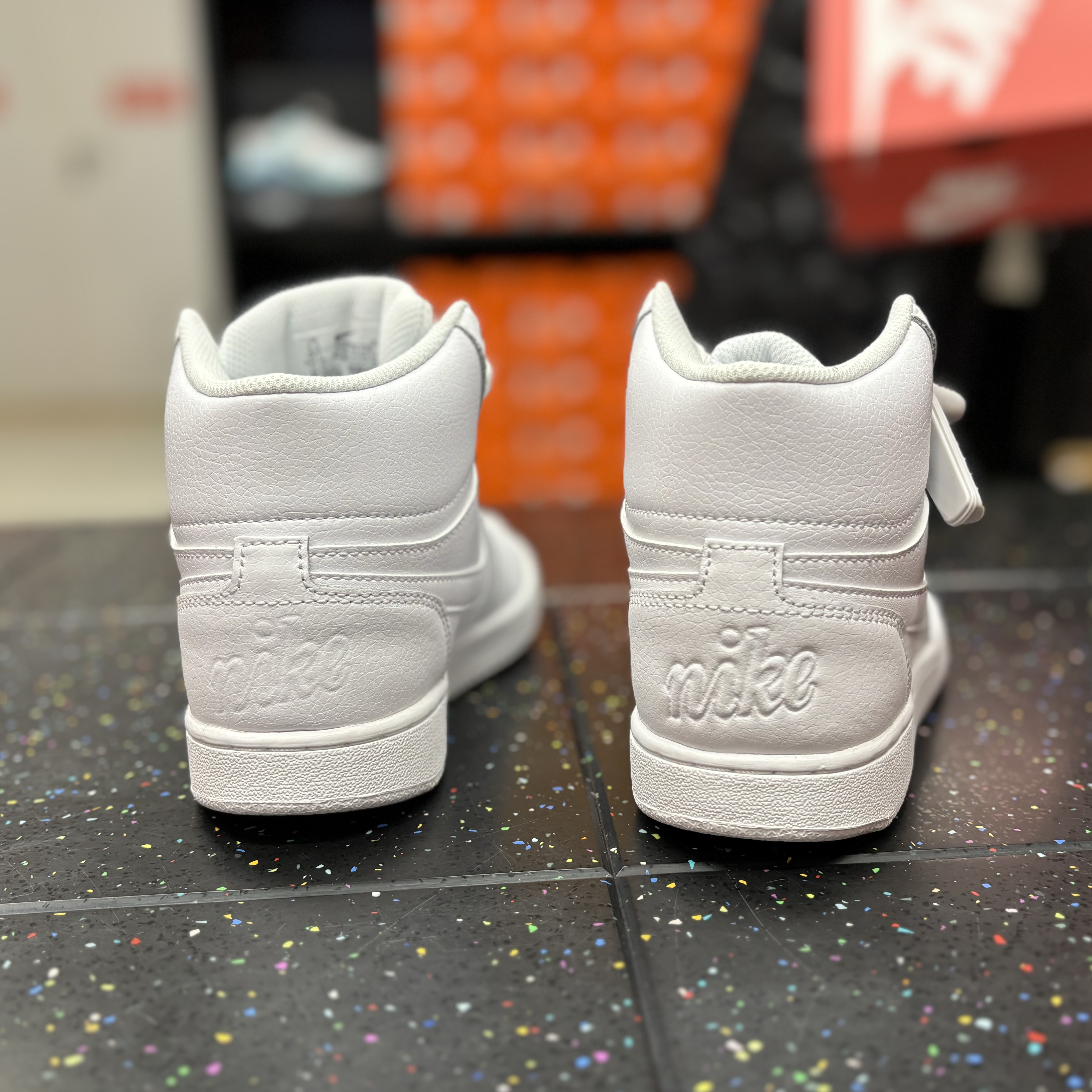 耐克NIKE EBERNON高帮女复古小白运动休闲运动板鞋AQ1778 N仓