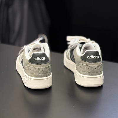 Adidas阿迪达斯男鞋秋冬低帮厚底耐磨舒适简约时尚休闲板鞋JI2548