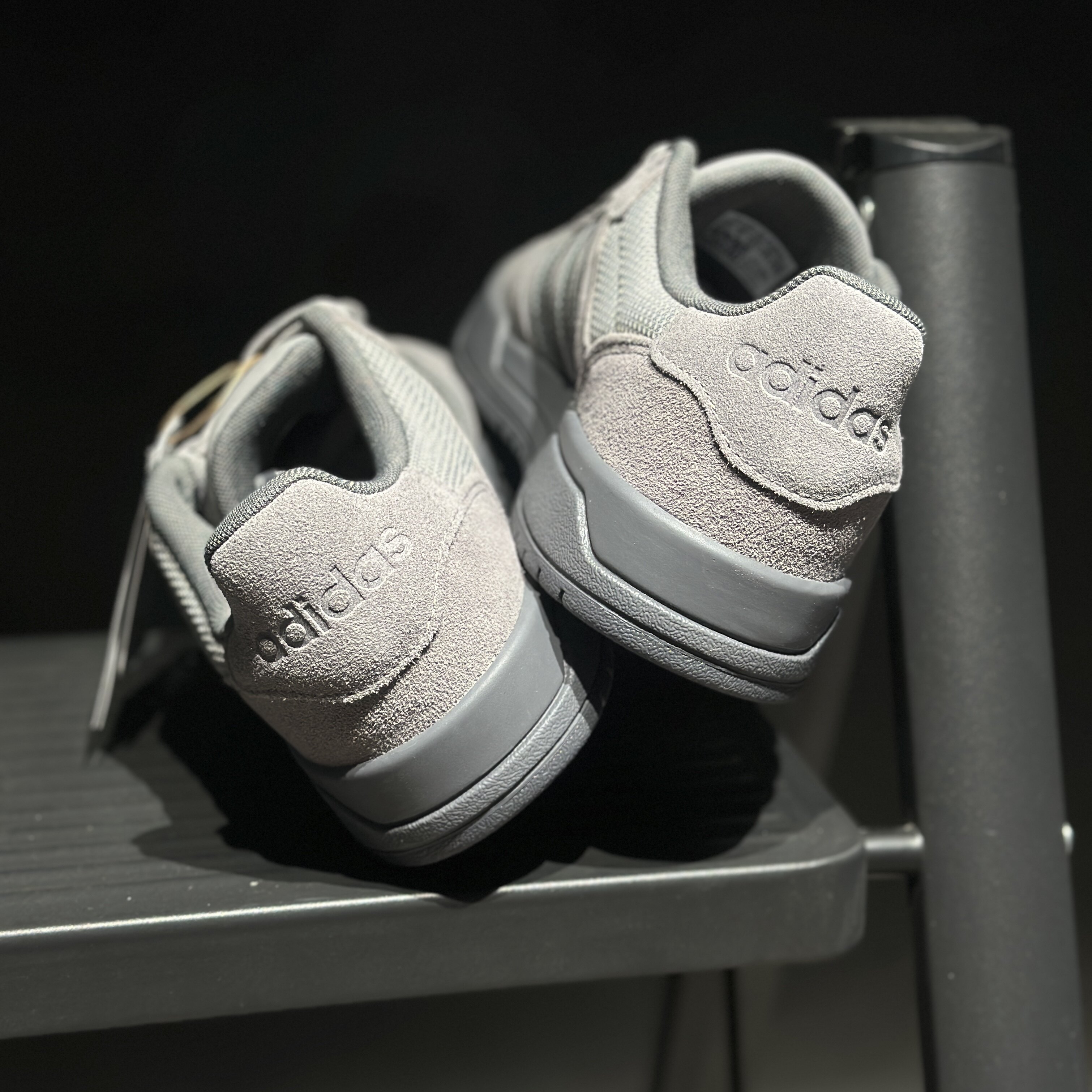 adidas/阿迪达斯男春夏板鞋高级灰舒适百搭经典舒适运动鞋KI8456
