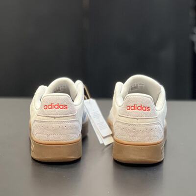 阿迪达斯男女款 小锯齿D-PAD CLASSIC秋冬休闲篮球运动板鞋JP8232