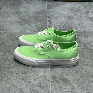 Vans Authentic 薄荷绿色蝴蝶刺绣男女情侣运动低帮鞋VN0005UDBLZ