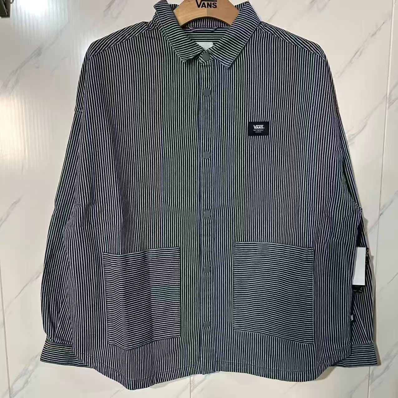 VANS春秋季蓝色条纹百搭舒适情侣款休闲翻领衬衫外套VN000QM5FAM