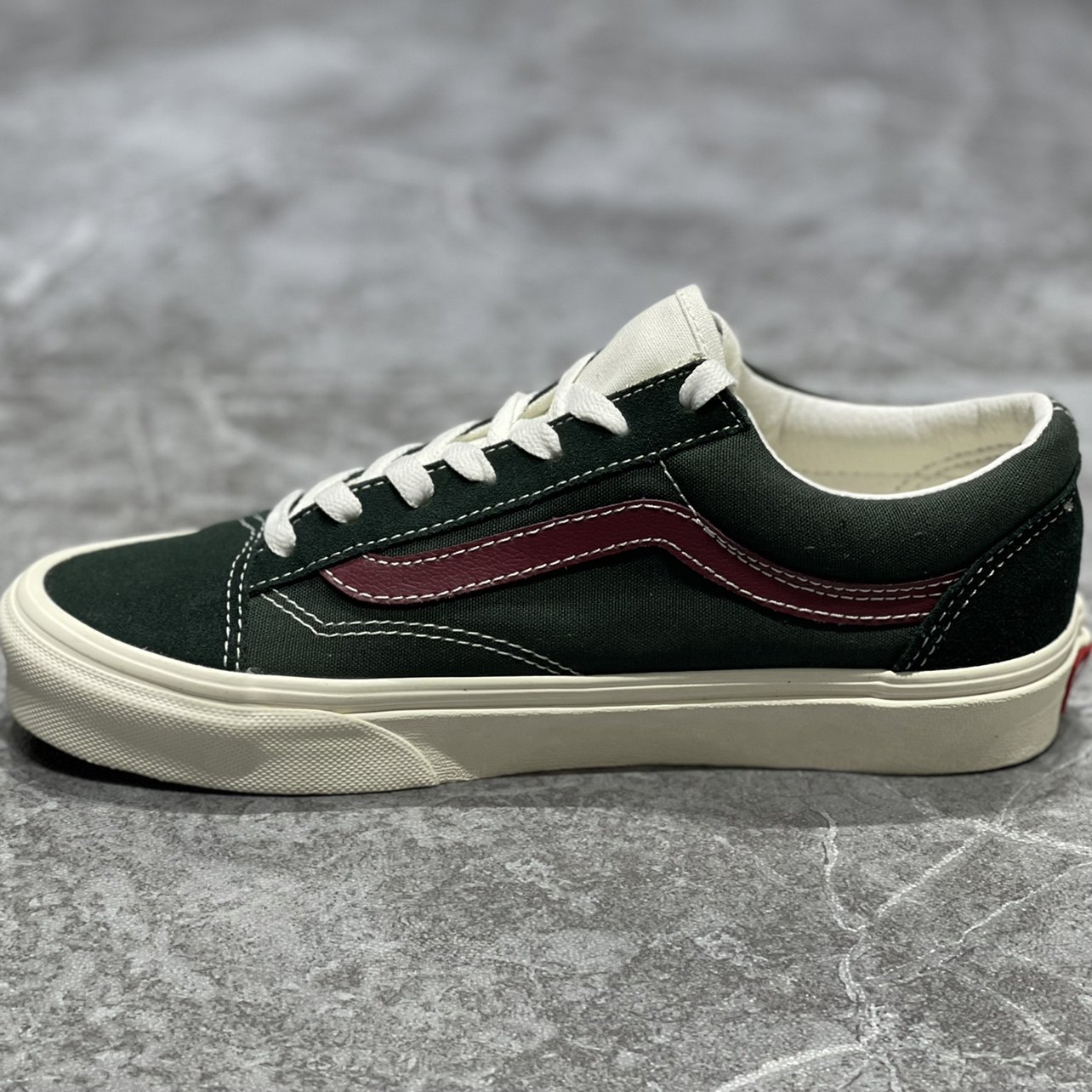 vans范斯style36男女情侣墨绿色低帮休闲运动帆布板鞋vn0a54f6678