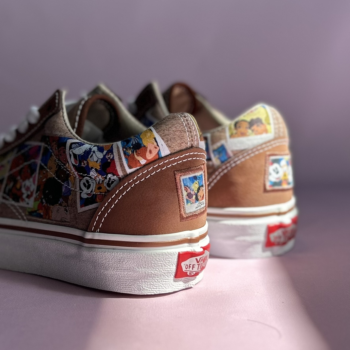 vans oldskool棕色男女同款迪士尼100周年低帮滑板鞋VN0005UFBMB