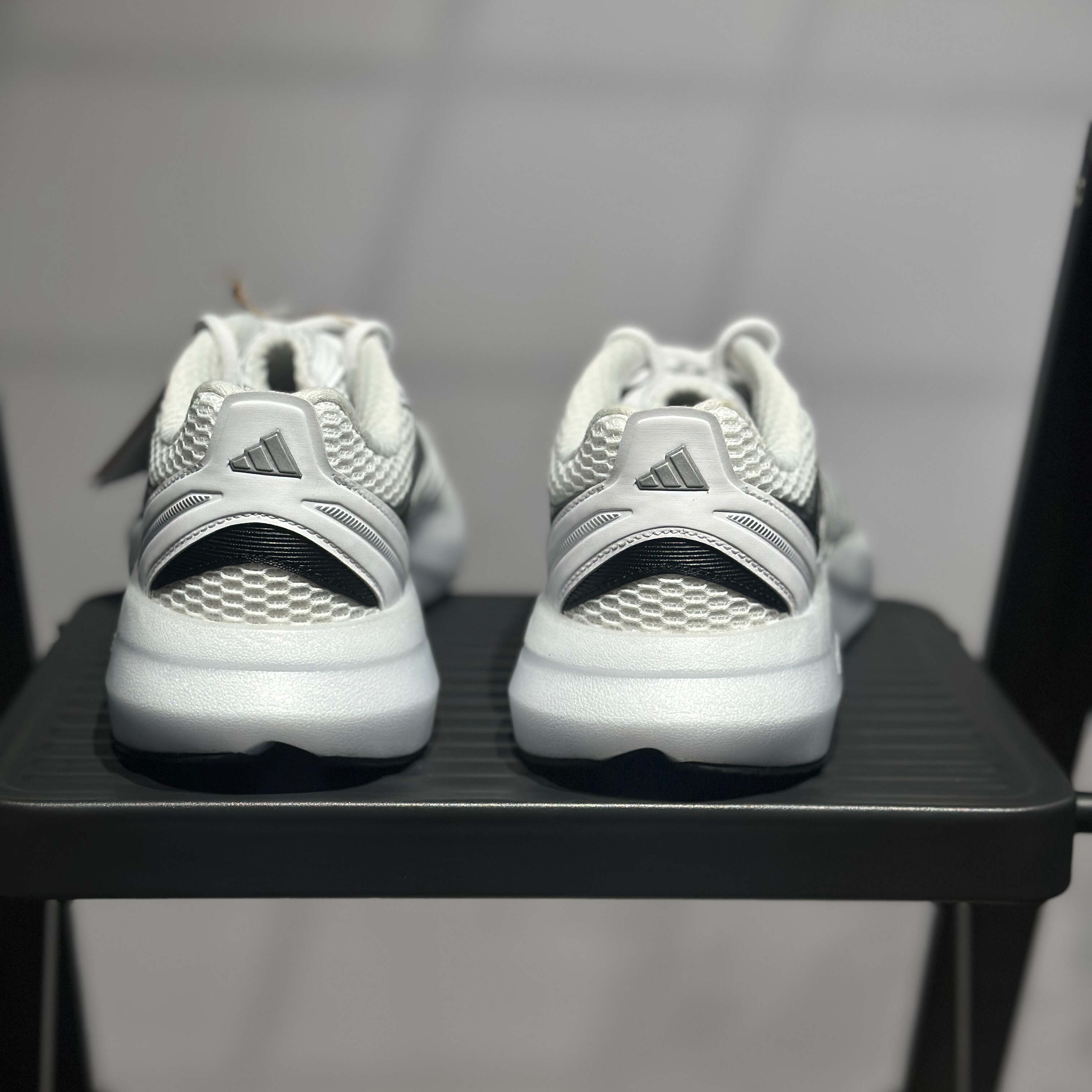 【坏蛋】adidas/阿迪达斯男超轻夏日透气舒适回弹跑步鞋JP6288