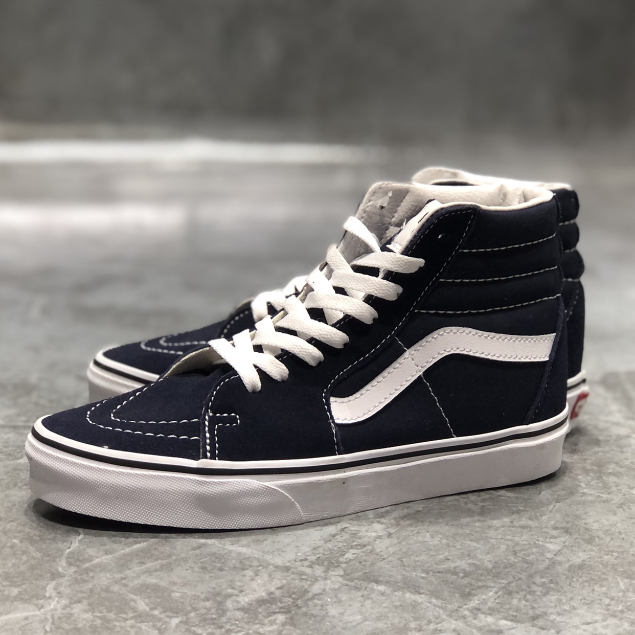 vans sk8Hi经典藏蓝色高帮男女同款休闲帆布板鞋VN0A5JMJ4W6