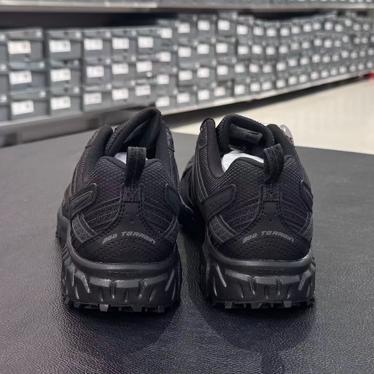 NewBalance男女情侣同款运动鞋